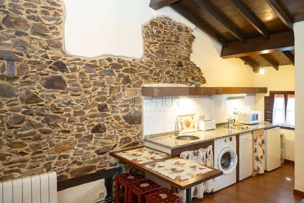 La Casona Del Cura I By Silastur Pravia Εξωτερικό φωτογραφία